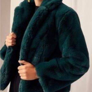 Short faux fur jacket